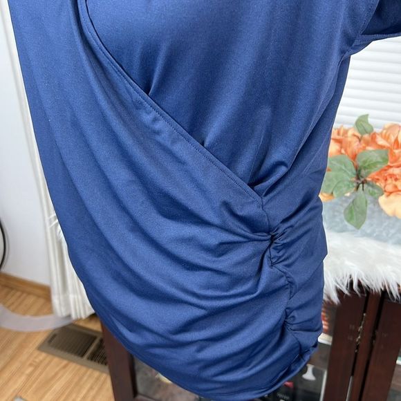 Halara V Neck Cap Sleeve Crossover Ruched Blouse Size Large - Picture 5 of 7